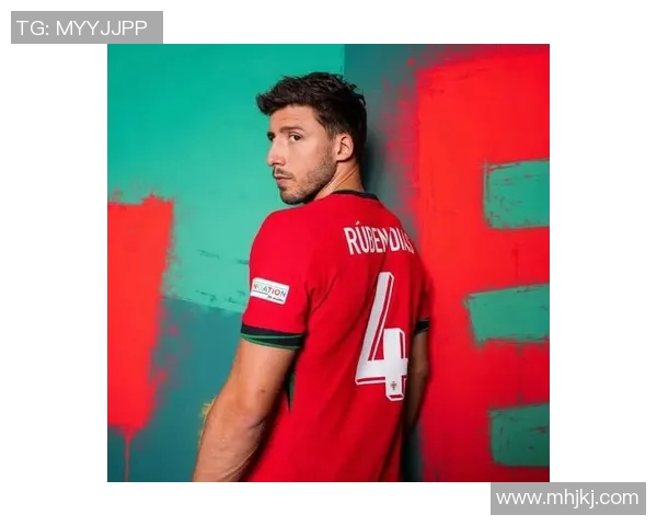 足球明星之子在欧洲赛场崭露头角展现足球天赋与家族荣耀