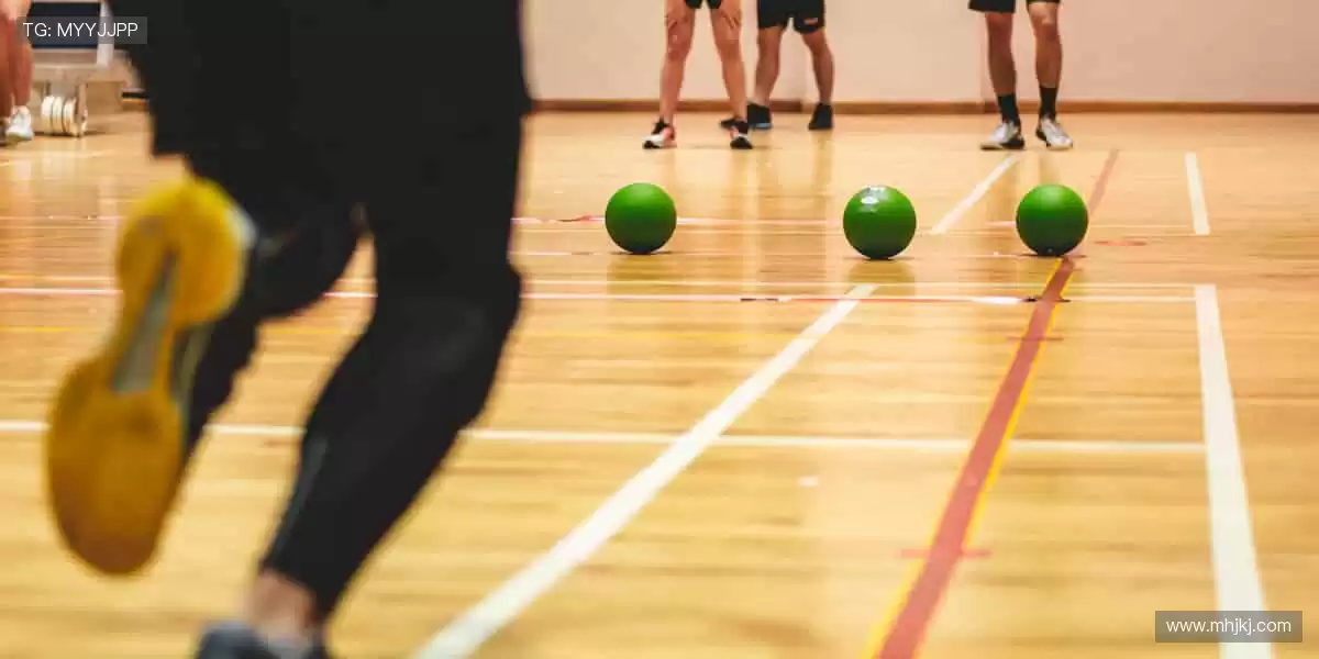 🏅 球星同款，触手可及！收藏限量周边，留住热血记忆🎁